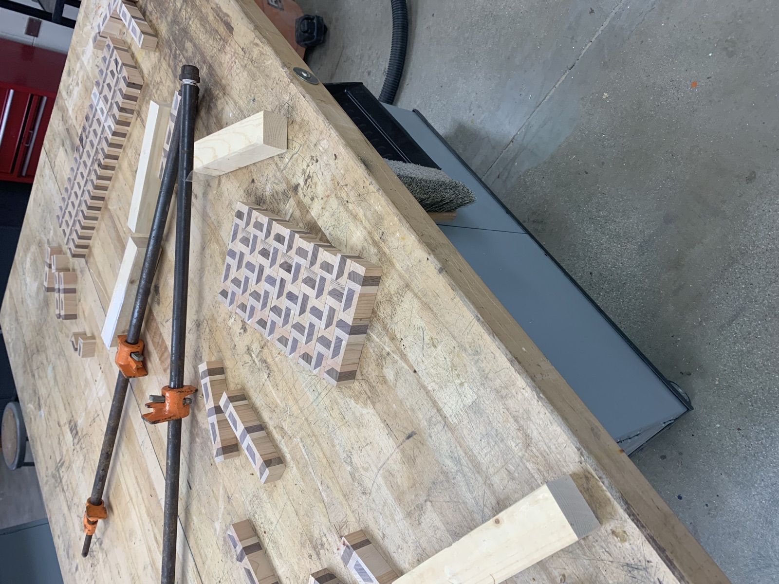 Finished cutting board with the zig zag pattern